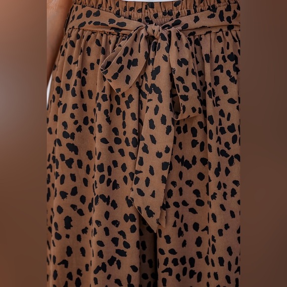 Cupshe Belted Cheetah Print Wide Leg Pants - Picture 3 of 7